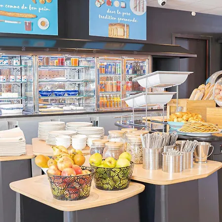 Novotel Montreuil Vincennes Hotel 4*