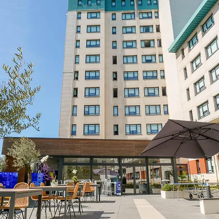 Novotel Montreuil Vincennes Hotel 4*