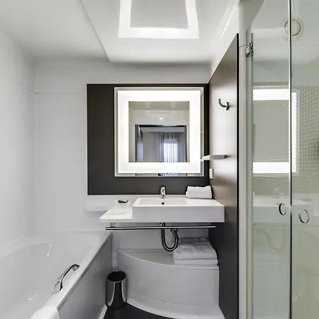 Novotel Montreuil Vincennes פריז