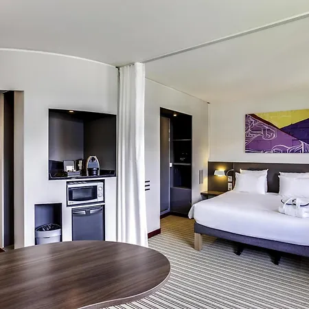 Novotel Montreuil Vincennes מלון פריז