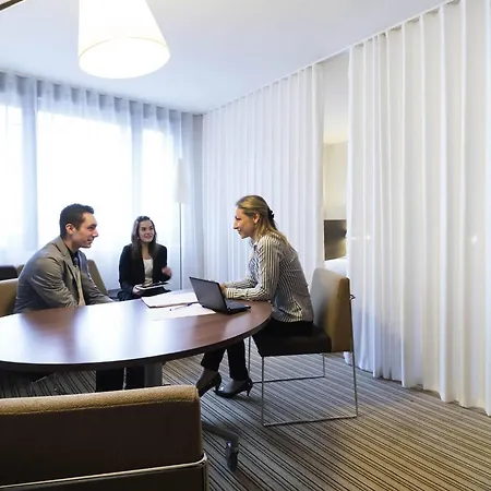 Hotel Novotel Montreuil Vincennes Paříž