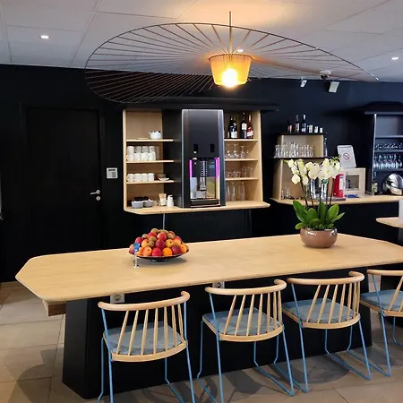 Hotel Novotel Montreuil Vincennes París