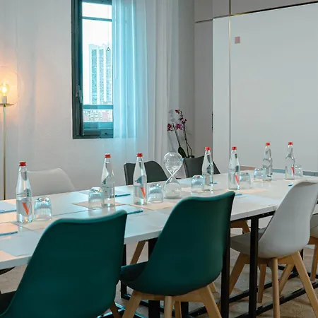 Novotel Montreuil Vincennes Parijs