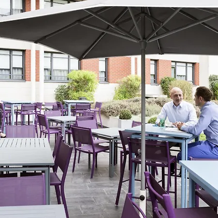 Novotel Montreuil Vincennes Hotel 4*